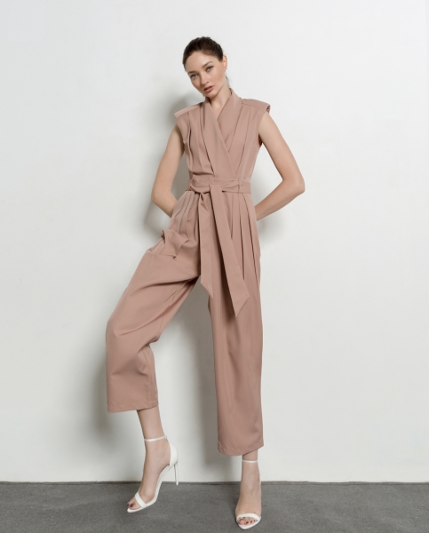 Jumpsuit thời trang - Công Ty TNHH May Tứ Đạt